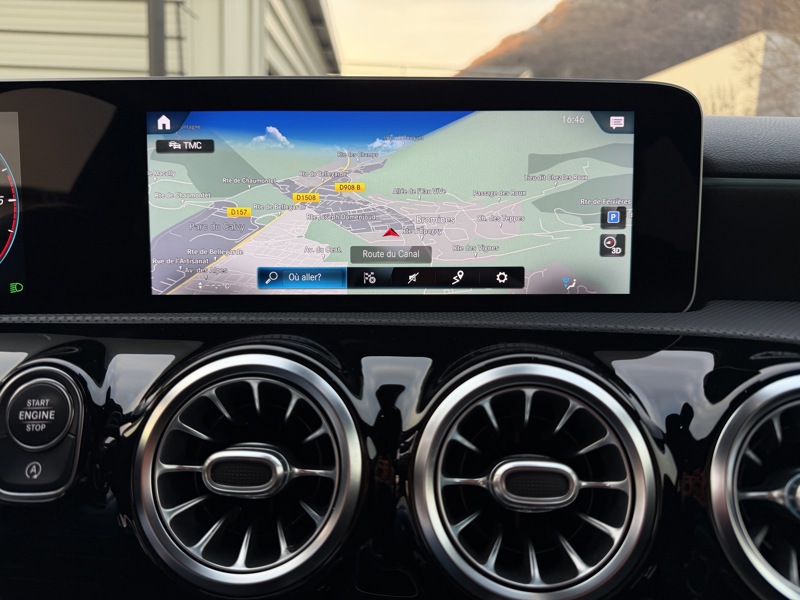 Image Mercedes-Benz CLASSE A 200 d Berline AMG Line  