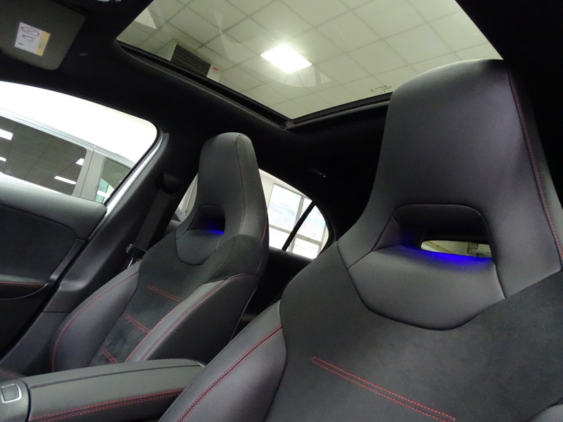 Image Mercedes-Benz CLASSE A 250 e AMG Line  