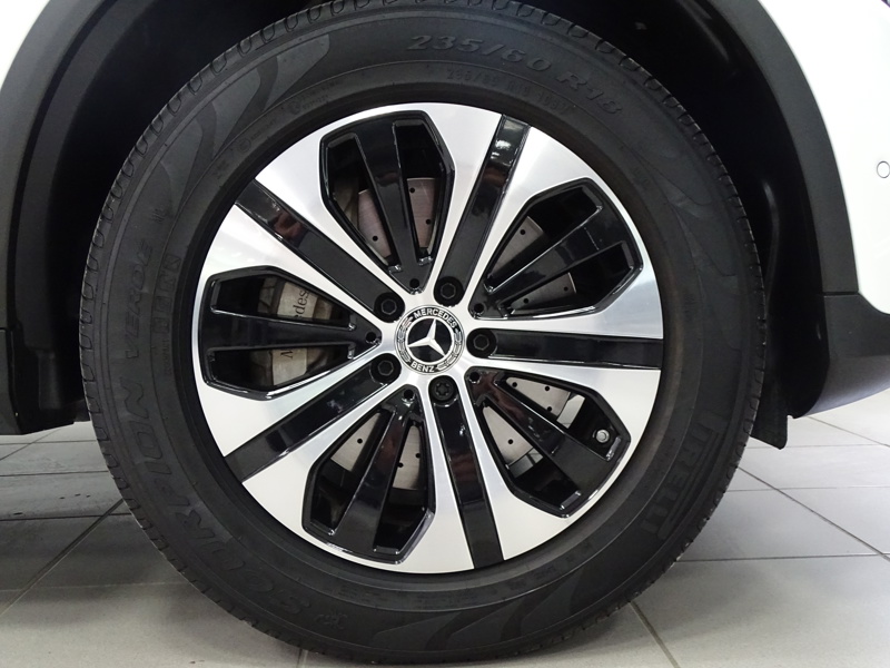 Image Mercedes-Benz GLC SUV 300e 4MATIC Avantgarde Line  