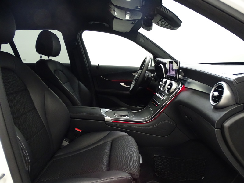 Image Mercedes-Benz GLC SUV 300e 4MATIC Avantgarde Line  