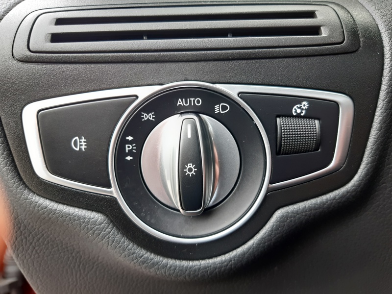 Image Mercedes-Benz GLC COUPÉ 300de 4MATIC AMG Line  