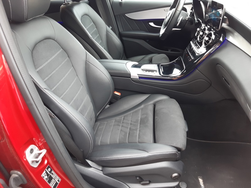 Image Mercedes-Benz GLC COUPÉ 300de 4MATIC AMG Line  