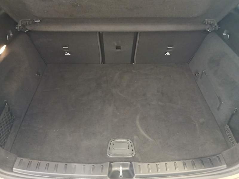 Image Mercedes-Benz EQA 350 4MATIC AMG Line  