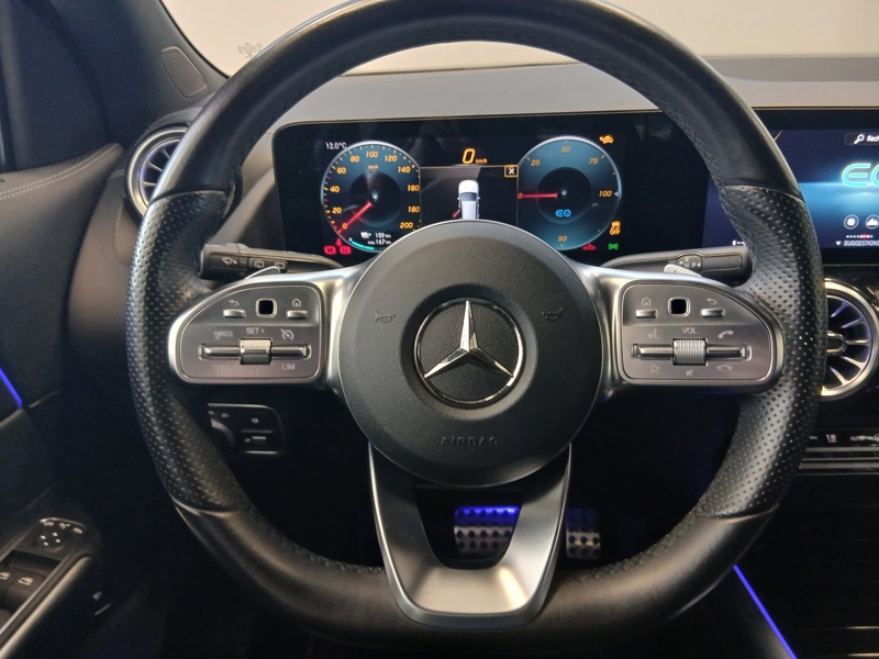 Image Mercedes-Benz EQA 350 4MATIC AMG Line  