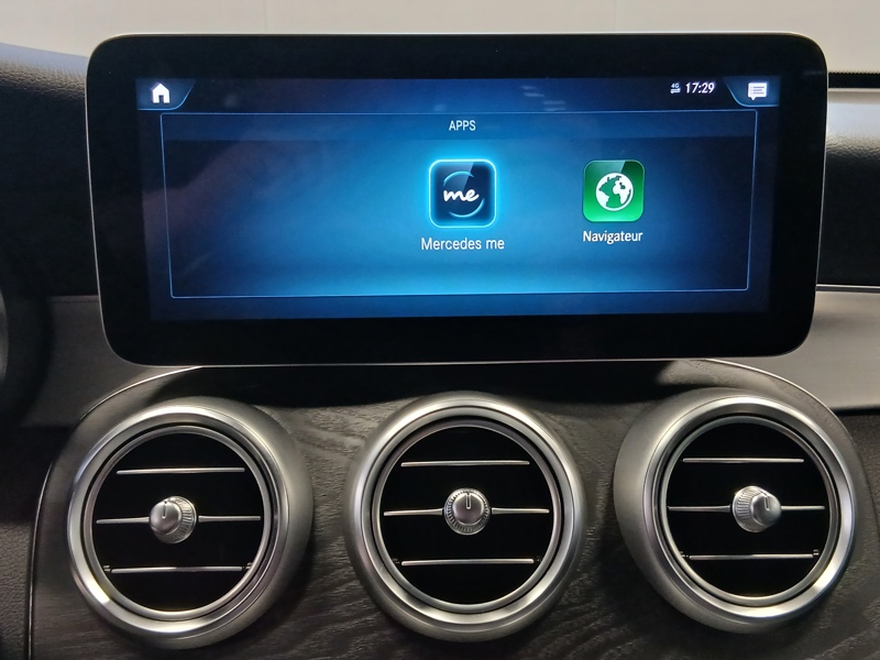 Image Mercedes-Benz GLC 300e 4MATIC SUV AMG Line  