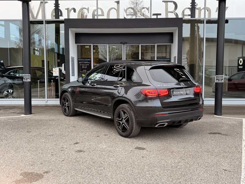 Image Mercedes-Benz GLC 300de 4MATIC SUV AMG Line  