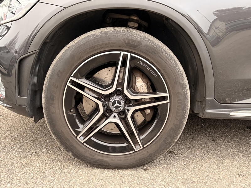 Image Mercedes-Benz GLC 300de 4MATIC SUV AMG Line  