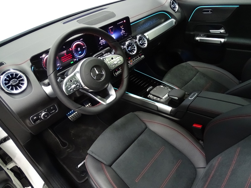 Image Mercedes-Benz EQB 350 4MATIC AMG Line  