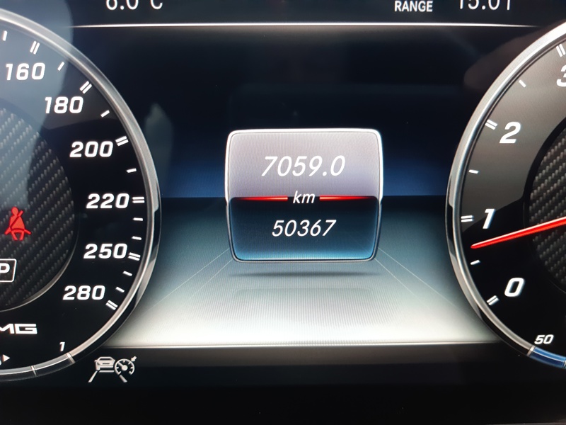 Image Mercedes-Benz CLASSE G Mercedes-AMG G 63 STRONGER THAN TIME EDITION 