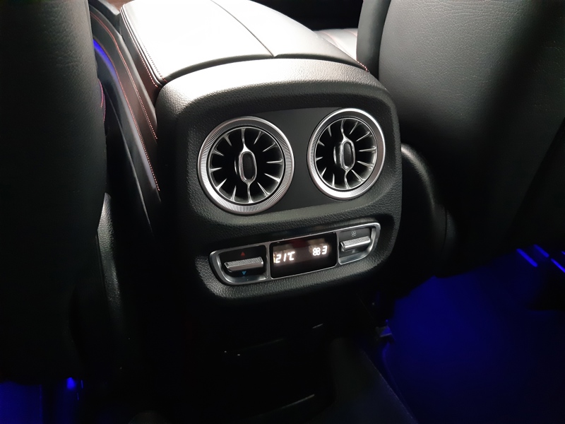 Image Mercedes-Benz CLASSE G Mercedes-AMG G 63 STRONGER THAN TIME EDITION 