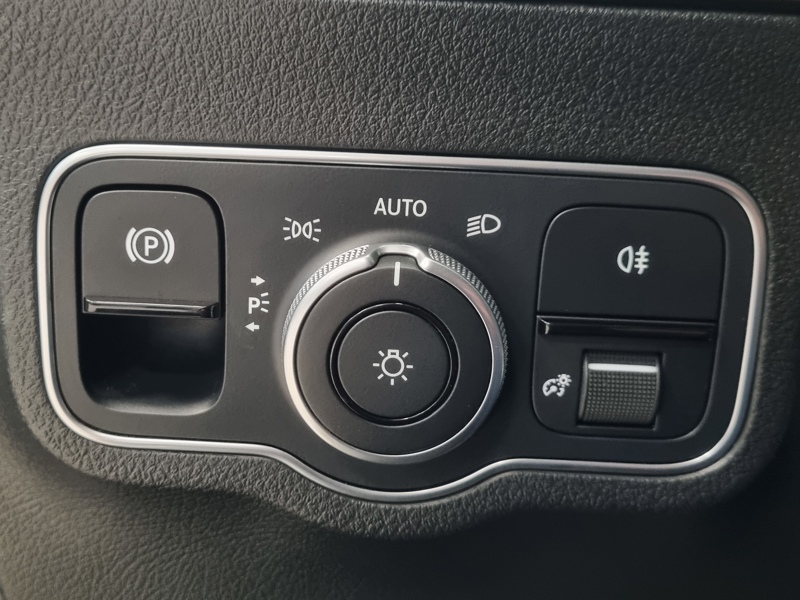 Image Mercedes-Benz GLA 200 d Progressive Line  