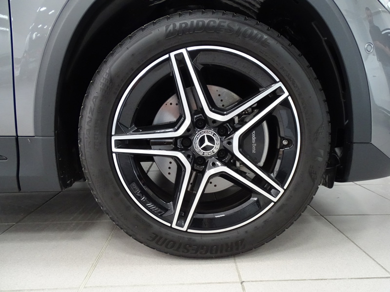 Image Mercedes-Benz GLA 220 d 4MATIC AMG Line  