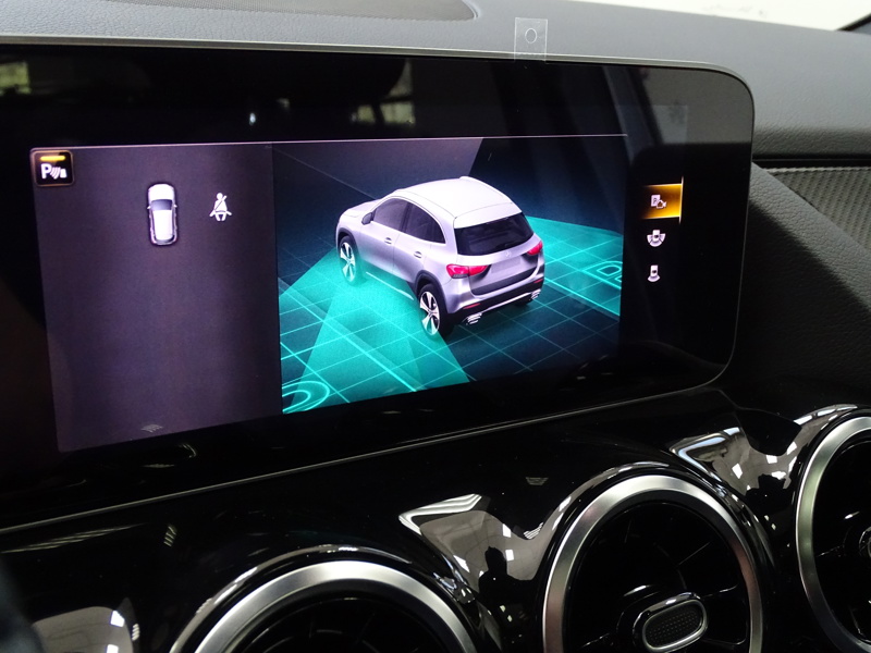 Image Mercedes-Benz GLA 220 d 4MATIC AMG Line  