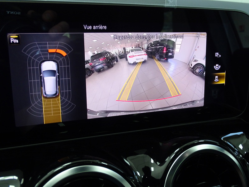 Image Mercedes-Benz GLA 220 d 4MATIC AMG Line  