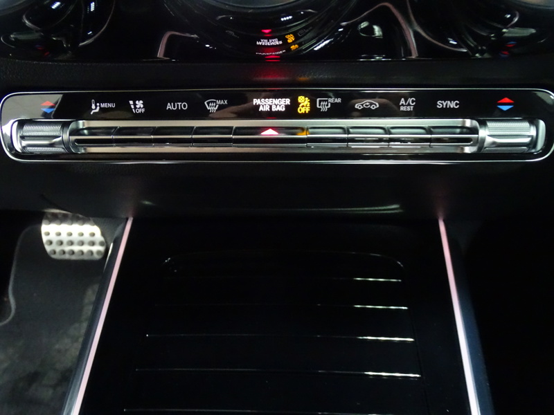 Image Mercedes-Benz GLA 220 d 4MATIC AMG Line  