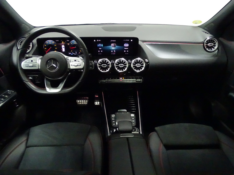 Image Mercedes-Benz GLA 220 d 4MATIC AMG Line  