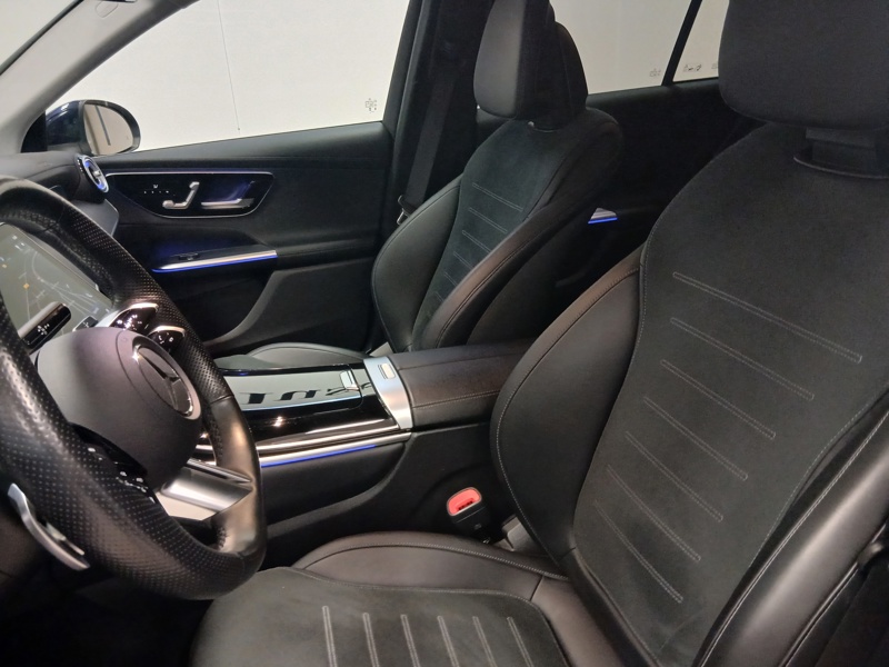 Image Mercedes-Benz GLC SUV 300 e Hybrid EQ 4MATIC AMG Line  