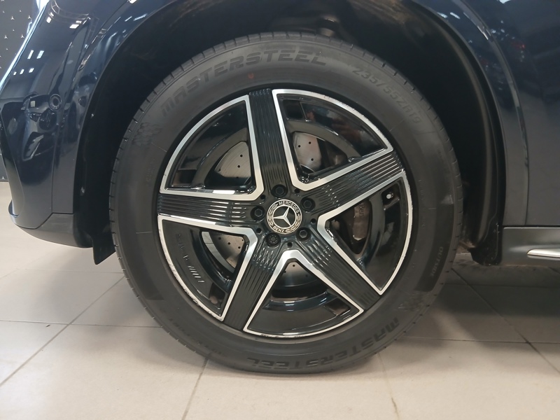 Image Mercedes-Benz GLC SUV 300 e Hybrid EQ 4MATIC AMG Line  