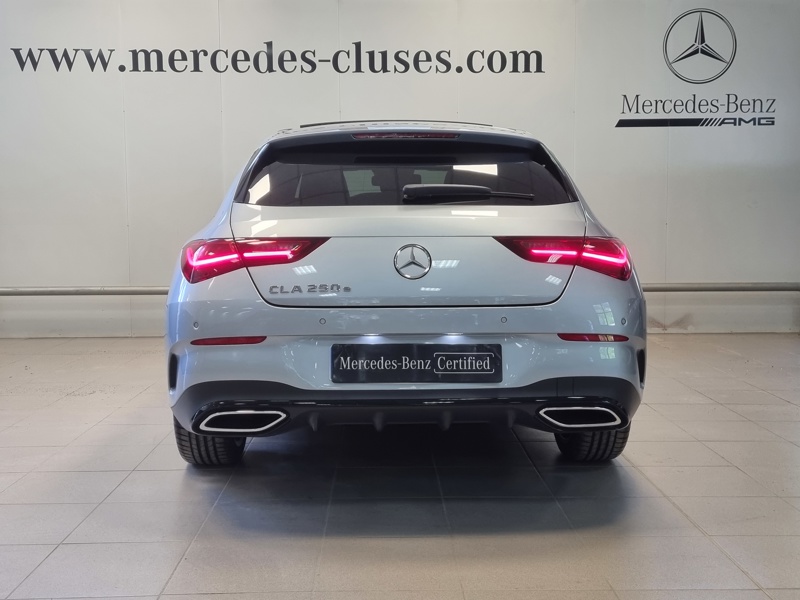 Image Mercedes-Benz CLA SHOOTING BRAKE 250 e Hybrid EQ AMG Line  