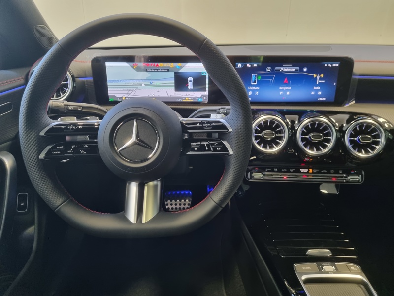 Image Mercedes-Benz CLA SHOOTING BRAKE 250 e Hybrid EQ AMG Line  