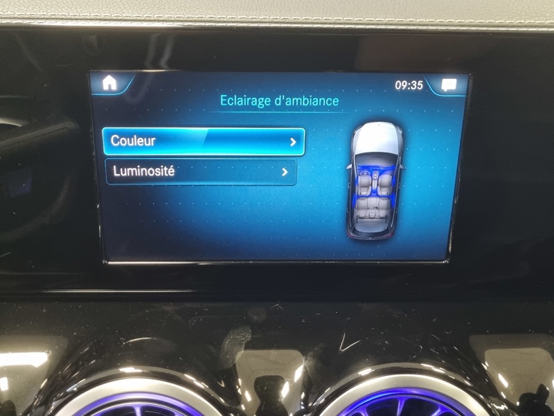 Image Mercedes-Benz CLASSE B 250e AMG Line  