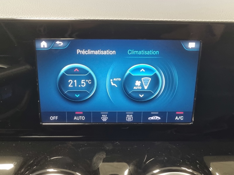 Image Mercedes-Benz CLASSE B 250e AMG Line  