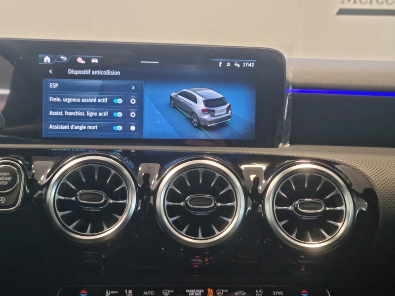 Image Mercedes-Benz CLASSE A 250 e Hybrid EQ AMG Line  