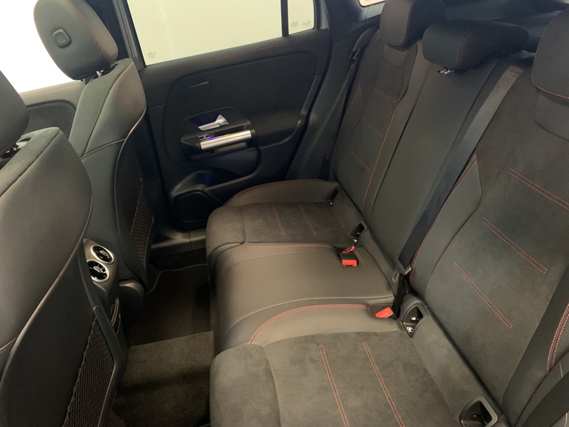 Image Mercedes-Benz GLA 200 d AMG Line  