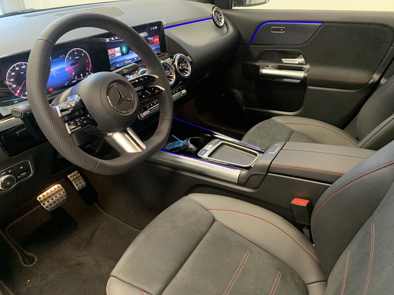 Image Mercedes-Benz GLA 200 d AMG Line  