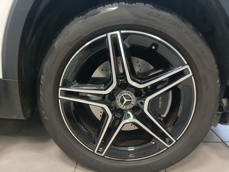 Image Mercedes-Benz GLB 200 d AMG Line  