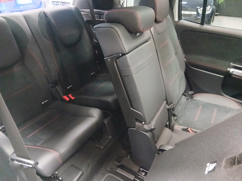 Image Mercedes-Benz GLB 200 d AMG Line  