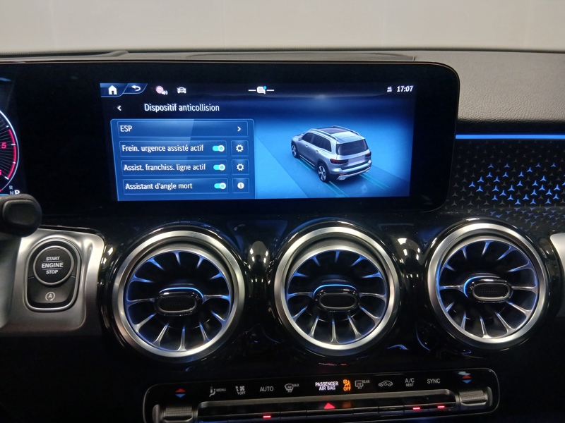 Image Mercedes-Benz GLB 200 d AMG Line  