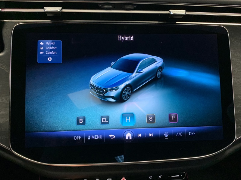 Image Mercedes-Benz CLASSE E BERLINE 300 de Hybrid EQ AMG Line  