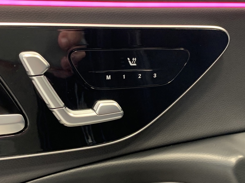 Image Mercedes-Benz CLASSE E BERLINE 300 de Hybrid EQ AMG Line  