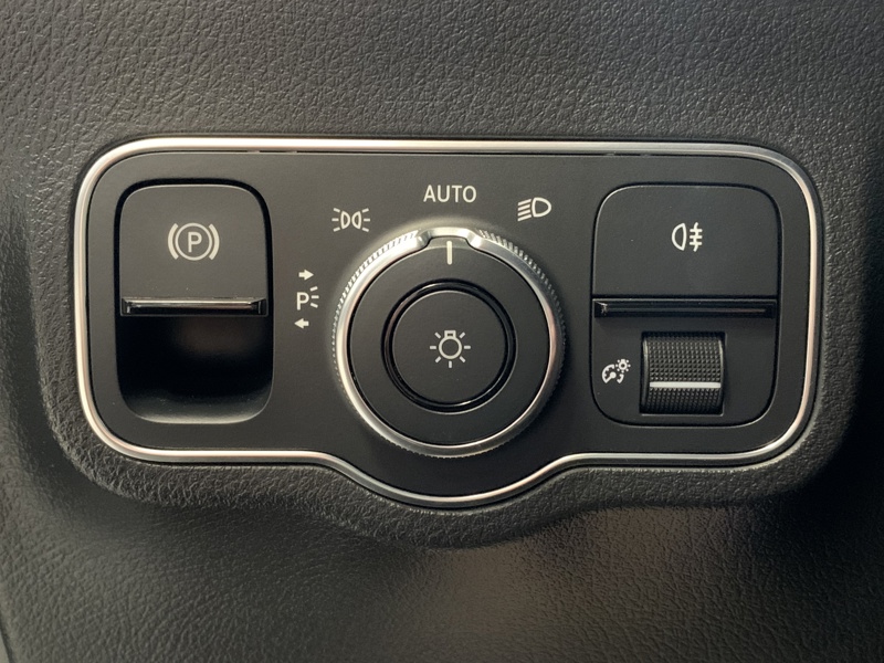 Image Mercedes-Benz EQA 250 Business Line  