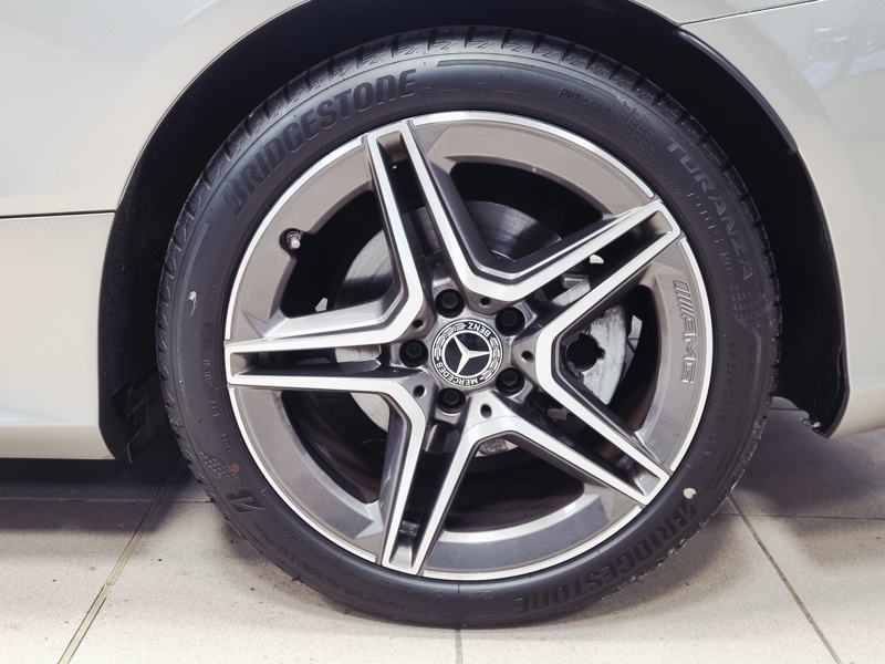 Image Mercedes-Benz CLASSE C COUPÉ 200 AMG Line  