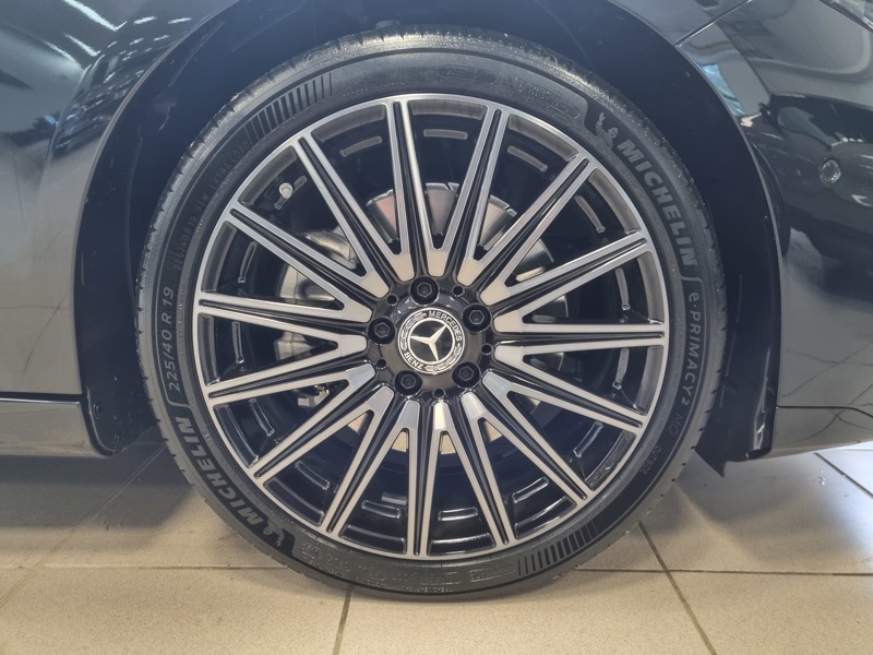 Image Mercedes-Benz CLA COUPÉ 250+ avec technologie EQ Limited Edition  