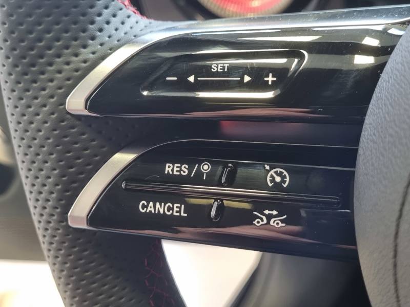 Image Mercedes-Benz CLA COUPÉ 250+ avec technologie EQ Limited Edition  