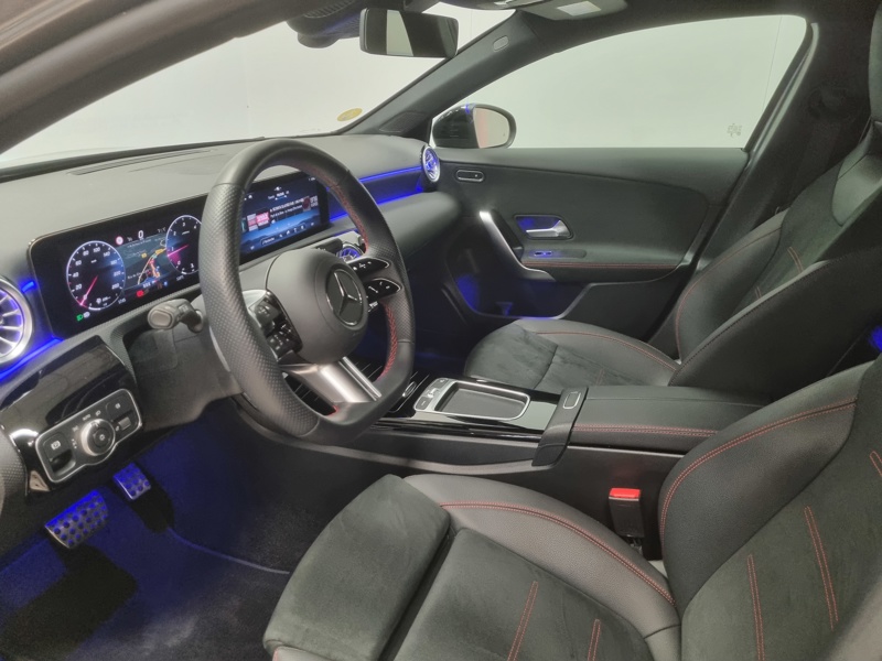 Image Mercedes-Benz CLASSE A 180 d AMG Line  