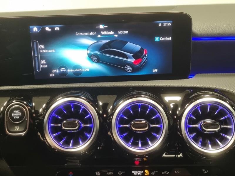 Image Mercedes-Benz CLASSE A 180 d AMG Line  