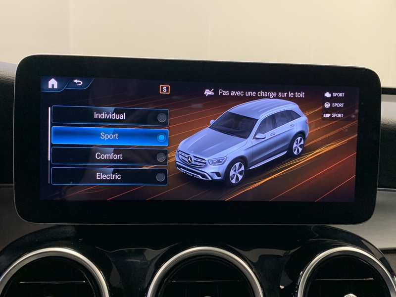 Image Mercedes-Benz GLC SUV 300e 4MATIC AMG Line  