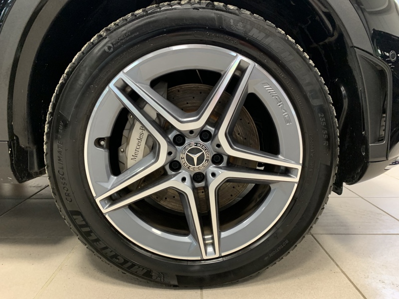Image Mercedes-Benz GLC SUV 300e 4MATIC AMG Line  