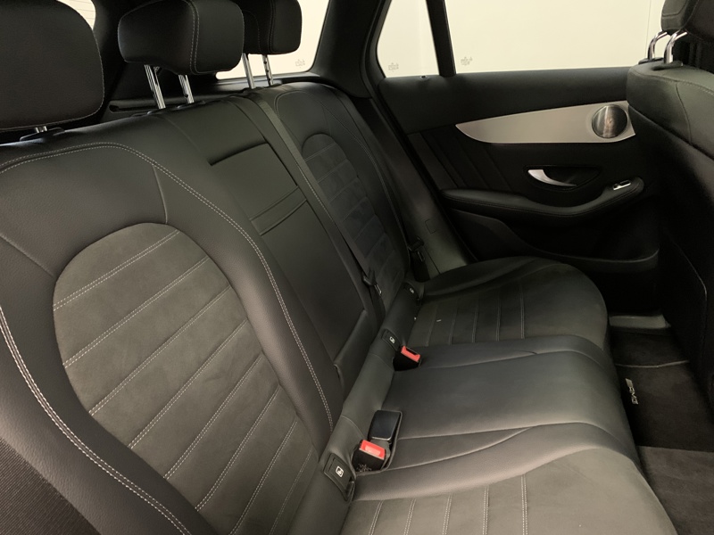 Image Mercedes-Benz GLC SUV 300e 4MATIC AMG Line  