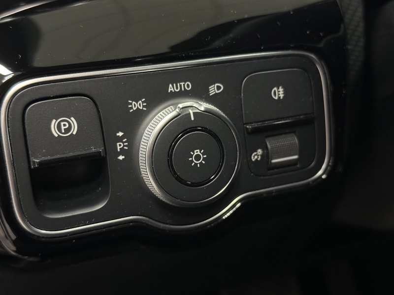 Image Mercedes-Benz CLASSE A 180 d Business Line  