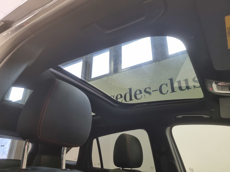 Image Mercedes-Benz GLA 250 e Hybrid EQ AMG Line  