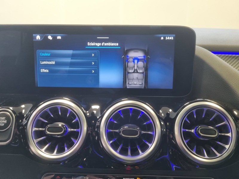 Image Mercedes-Benz GLA 250 e Hybrid EQ AMG Line  