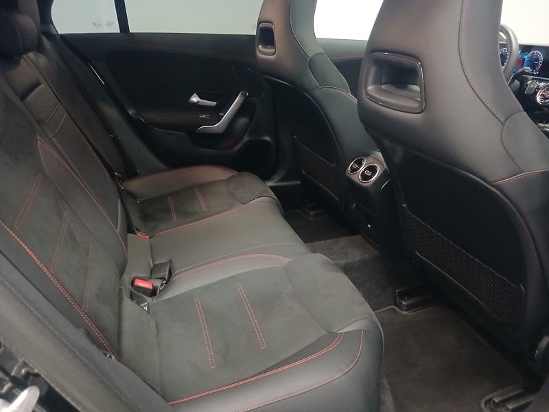 Image Mercedes-Benz CLA SHOOTING BRAKE CLA 250 e Hybrid EQ Shooting Brake AMG Line  