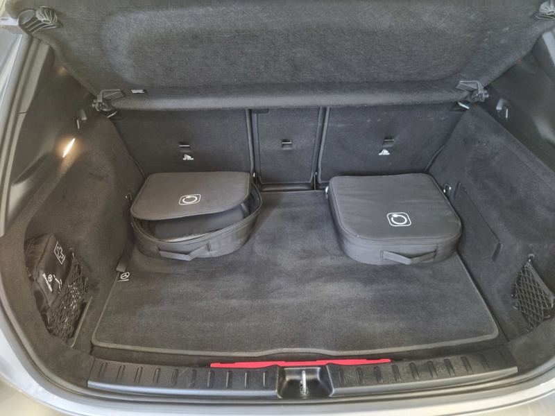 Image Mercedes-Benz GLA 250 e Hybrid EQ AMG Line  