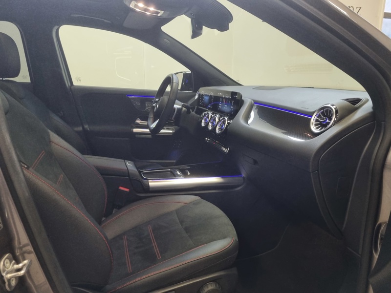 Image Mercedes-Benz GLA 250 e Hybrid EQ AMG Line  