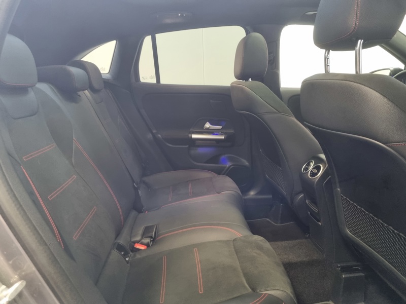 Image Mercedes-Benz GLA 250 e Hybrid EQ AMG Line  